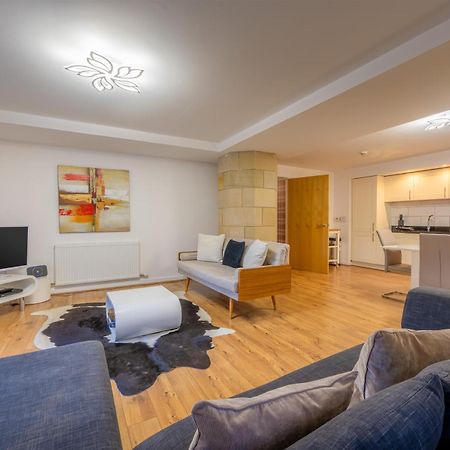 Ac19 Lower North Aisle - Luxury Self Catering 2 Bedroom Apartment Fort Augustus Dış mekan fotoğraf